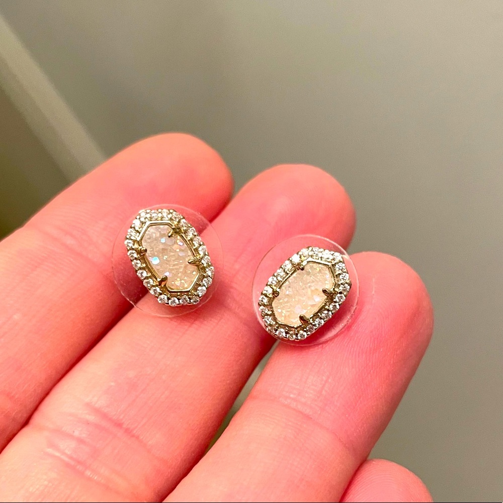 Kendra Scott studs